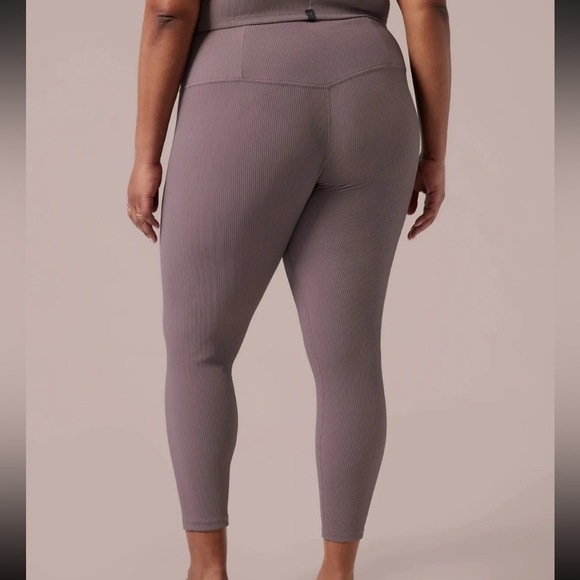 Athleta x Alicia Keys 3X Almond Ribbed Elation Plus Tight Leggings NWT - Picture 2 of 7